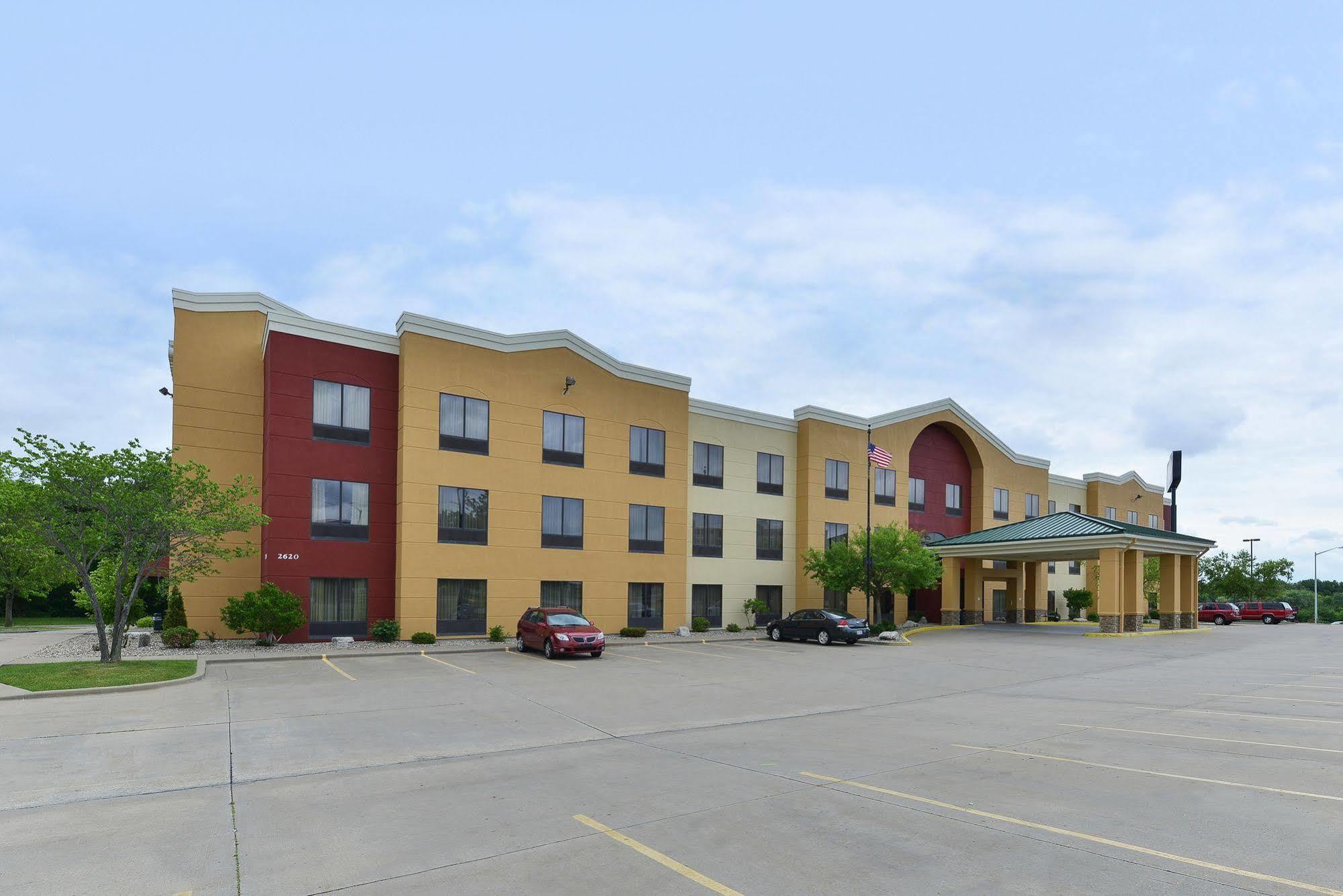 Comfort Suites Near Route 66 Springfield Exteriér fotografie